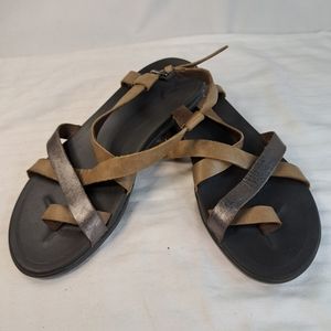 OLUKAI Brown & Metallic Bronze Strappy Sandals Women's Size 6